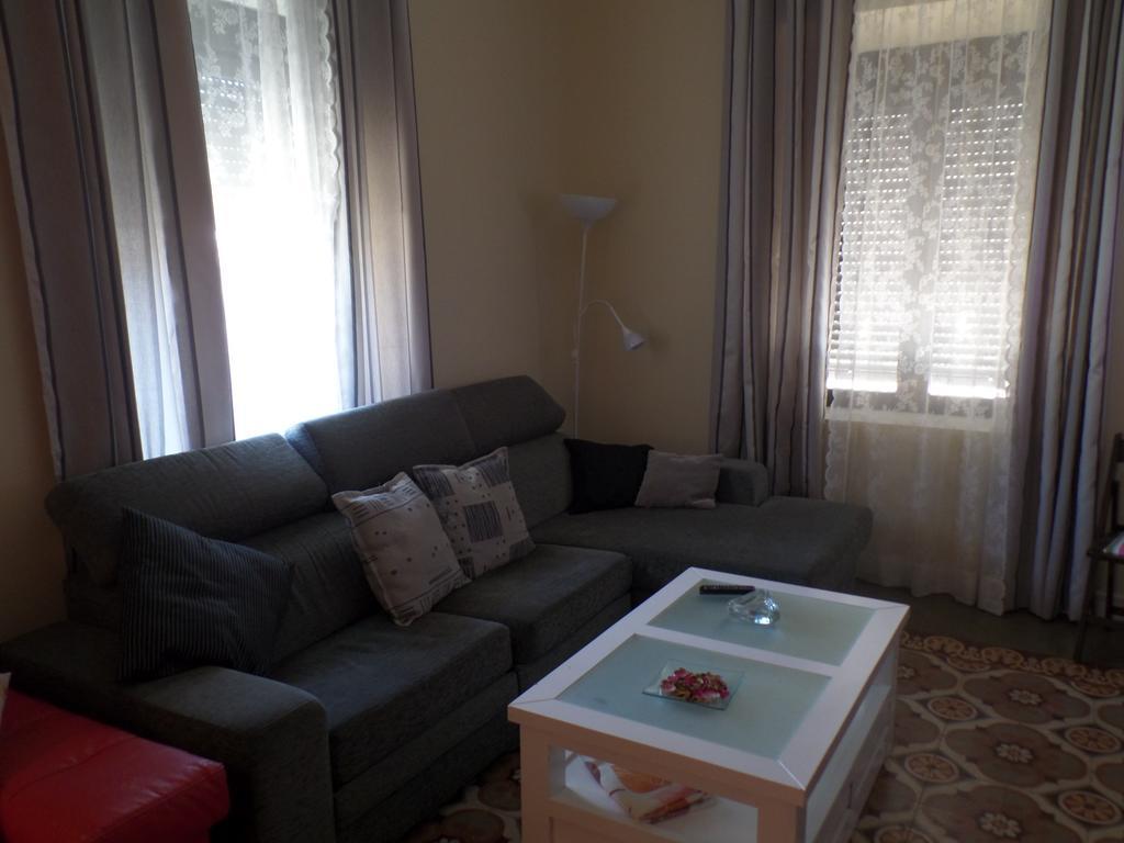 Casona Del Buen Vivir Vendégház Camuñas Kültér fotó
