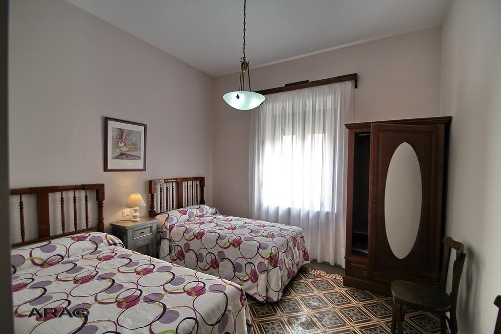 Casona Del Buen Vivir Vendégház Camuñas Kültér fotó